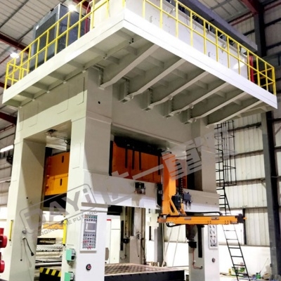 Servo hydraulic press